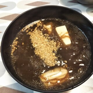 ツルツル食べれる、もずくと豆腐のスープ